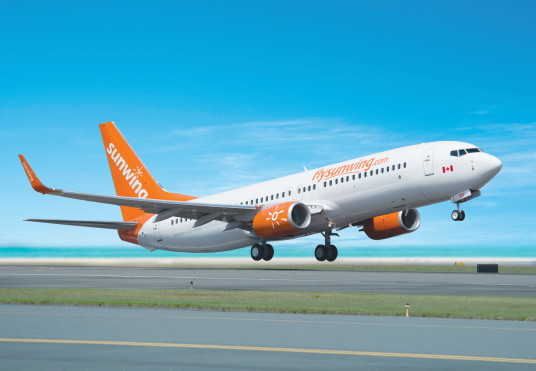 Sunwing renforce son engagement en matière de santé et sécurité en visant un taux de vaccination de 100 % de ses employés