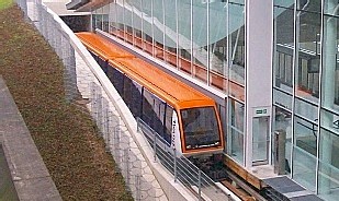 Inauguration du métro automatique de l'aéroport CDG