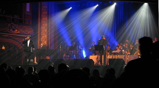 Colin Hunter fait salle comble au théâtre Rialto Colin Hunter fait salle comble au théâtre Rialto