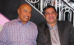 Colin Hunter, président du conseil et Sam Char directeur exécutif du Groupe de Voyages Sunwing Colin Hunter, président du conseil et Sam Char directeur exécutif du Groupe de Voyages Sunwing