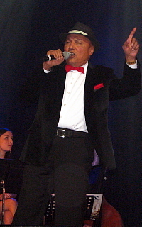 Colin Hunter en spectacle au Théâtre Rialto Colin Hunter en spectacle au Théâtre Rialto