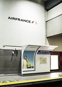 Air France offre aux Montréalais l’impression d’être dans le métro de Paris Air France offre aux Montréalais l’impression d’être dans le métro de Paris