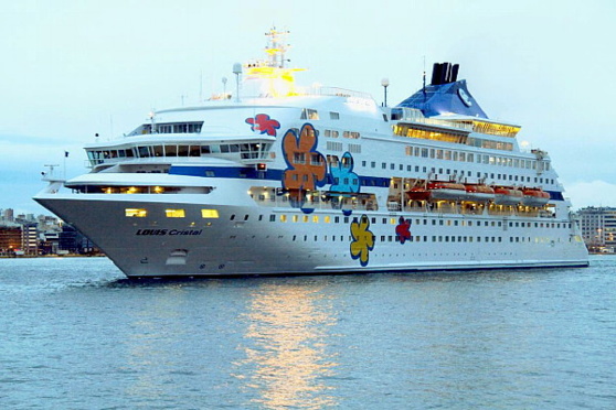 Le MV Louis Cristal en route pour Cuba et la première saison de Cuba Cruise