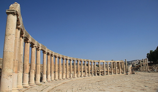 L'ancien forum de Jerash, aussi surnommé la plaza ovale.