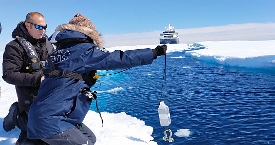 La science à bord du Commandant Charcot : un engagement unique au monde La science à bord du Commandant Charcot : un engagement unique au monde