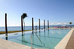 Vente Flash de Club Med. Une offre de 6 jours seulement! Une nuit achetée = 1 nuit offerte Vente Flash de Club Med. Une offre de 6 jours seulement! Une nuit achetée = 1 nuit offerte