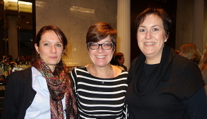 Laure Molisson chef de produits junior de Vacances Transat en France; Susie Devault, directrice générale Transat Découvertes et produits marché Europe et Pascale Carillo directrice produits Europe. Laure Molisson chef de produits junior de Vacances Transat en France; Susie Devault, directrice générale Transat Découvertes et produits marché Europe et Pascale Carillo directrice produits Europe.