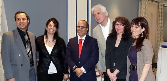 Emad Turaby, v-p de Tours Cure-Vac; Farida Henni de l'ONTT;  Issam Khereddine, directeur de l'ONTT;  Claude St-Pierre, président de Tours Chanteclerc; Nathalie Demontigny et Marie-Ève Derouin d'Exotik Tours.