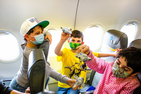 Huitième édition de l’activité Enfants en première organisée à YUL Aéroport international Montréal-Trudeau (Groupe CNW/Aéroports de Montréal)