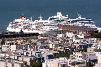 Les dirigeants des compagnies de croisières en auraient assez des rabais accordés par les détaillants. Les dirigeants des compagnies de croisières en auraient assez des rabais accordés par les détaillants.