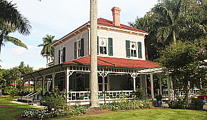 le scientifique Thomas Edison s'était fait construire une résidence d'hiver sur les rives de la rivière Caloosahatchee, à Fort Myers.