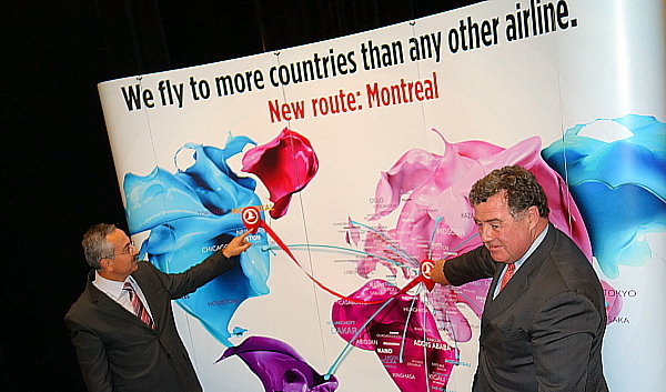 Aéroports de Montréal et Turkish Airlines accueillent le premier vol en provenance d'Istanbul   Aéroports de Montréal et Turkish Airlines accueillent le premier vol en provenance d'Istanbul