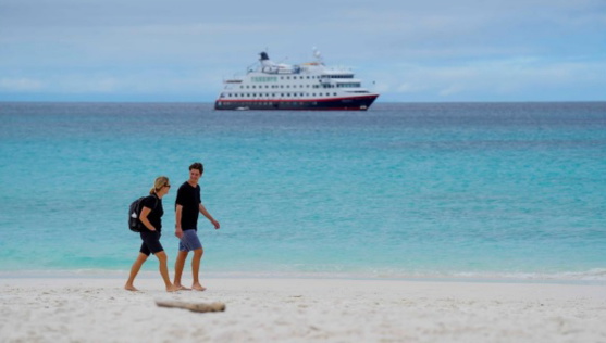 Voyages en Direct à la découverte des Galápagos avec Hurtigruten Expeditions Voyages en Direct à la découverte des Galápagos avec Hurtigruten Expeditions