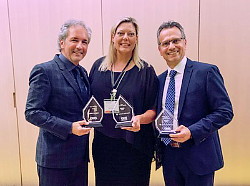 Air Canada remporte des prix pour sa culture et sa technologie en matière de santé et sécurité au travail aux OHS Honours Air Canada remporte des prix pour sa culture et sa technologie en matière de santé et sécurité au travail aux OHS Honours