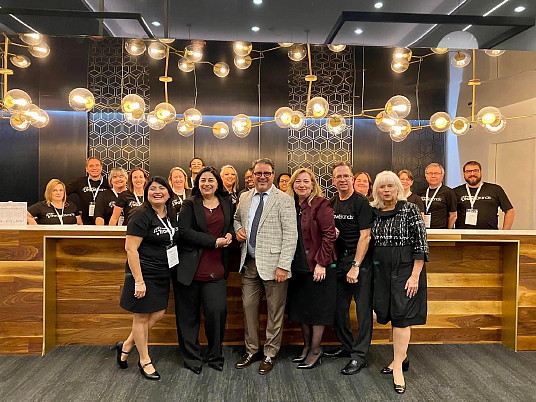 L'événement annuel de reconnaissance des agents de Voyages TravelBrands fait un retour triomphal avec deux salons à guichets fermés. L'événement annuel de reconnaissance des agents de Voyages TravelBrands fait un retour triomphal avec deux salons à guichets fermés.