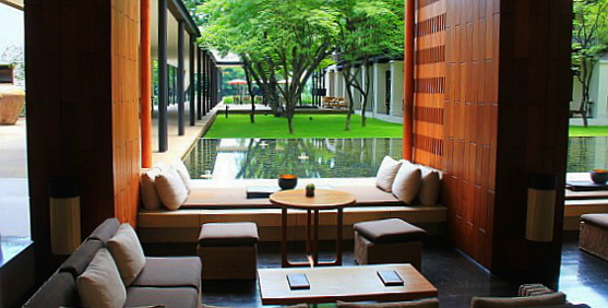 l`Hôtel Anantara est décoré de teck. La nature y est très respectée et omniprésente l`Hôtel Anantara est décoré de teck. La nature y est très respectée et omniprésente