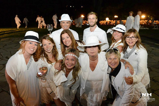 conseillers et conseillères Club Voyages. (Crédit photo : Groupe NH Photographies ) conseillers et conseillères Club Voyages. (Crédit photo : Groupe NH Photographies )