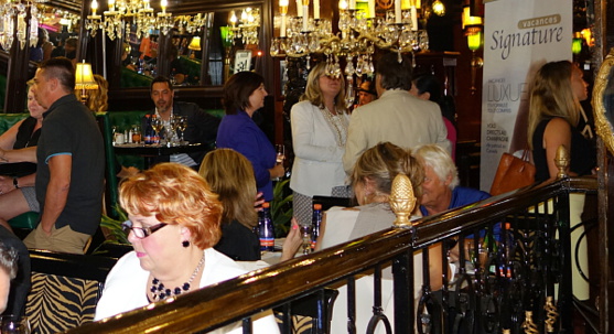 Jazz et champagne à la soirée VIP de Sunwing  Jazz et champagne à la soirée VIP de Sunwing