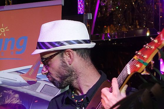 Jazz et champagne à la soirée VIP de Sunwing  Jazz et champagne à la soirée VIP de Sunwing