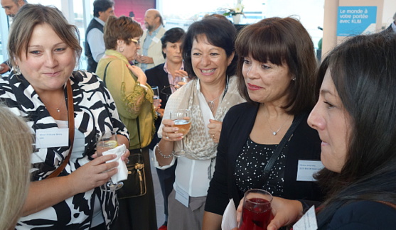 Tout juste introduit aux partenaires de l'industrie, le nouveau patron d'Air France/KLM Canada présente ses excuses au nom du transporteur. Tout juste introduit aux partenaires de l'industrie, le nouveau patron d'Air France/KLM Canada présente ses excuses au nom du transporteur.