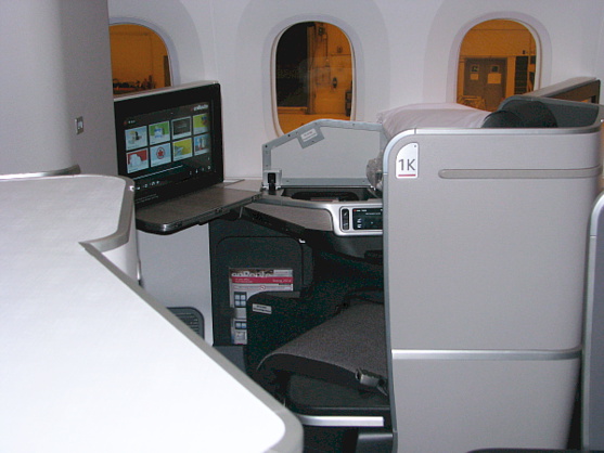 Air Canada présente le Boeing 787 Dreamliner au marché québécois  Air Canada présente le Boeing 787 Dreamliner au marché québécois