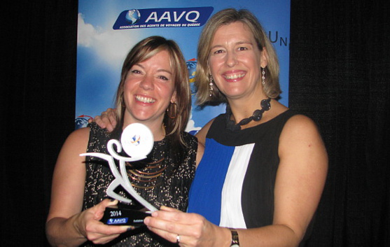Sophie Lessard et Marie-Josée Carrière du Groupe de Voyages Sunwing Sophie Lessard et Marie-Josée Carrière du Groupe de Voyages Sunwing