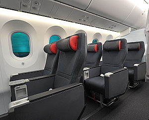 La nouvelle cabine Économique Privilège d'Air Canada, à bord de l'appareil 787 Dreamliner La nouvelle cabine Économique Privilège d'Air Canada, à bord de l'appareil 787 Dreamliner