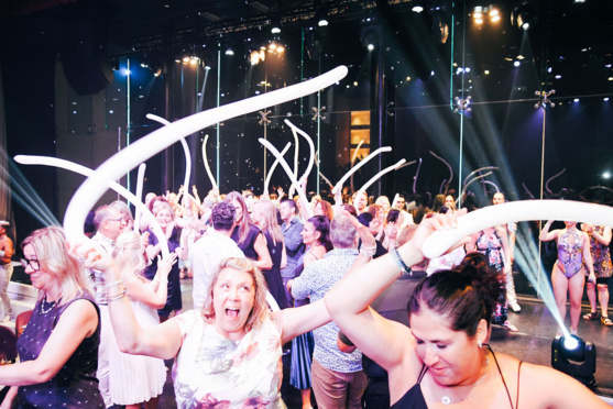 TDC innove avec son programme de carte-cadeaux, maintenant 100 % numériques TDC innove avec son programme de carte-cadeaux, maintenant 100 % numériques