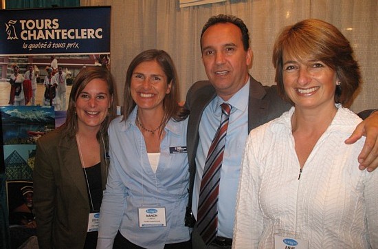 Le salon Addison était de passage hier à Montréal Le salon Addison était de passage hier à Montréal