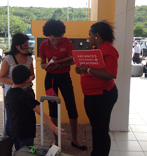 Vacances Air Canada a effectué son vol inaugural Montréal - Curaçao Vacances Air Canada a effectué son vol inaugural Montréal - Curaçao