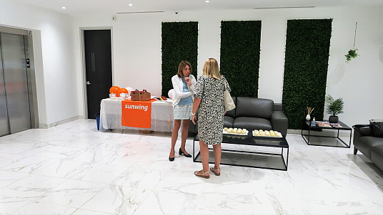 Sunwing fait visiter son siège social et partage son optimisme face à l'avenir Sunwing fait visiter son siège social et partage son optimisme face à l'avenir