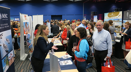 Vacances Air Canada fait salle comble au Palais des Congrès de Montréal