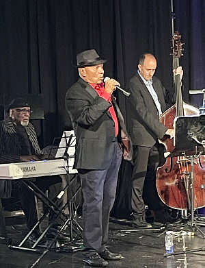 Colin Hunter en spectacle à Laval  Colin Hunter en spectacle à Laval