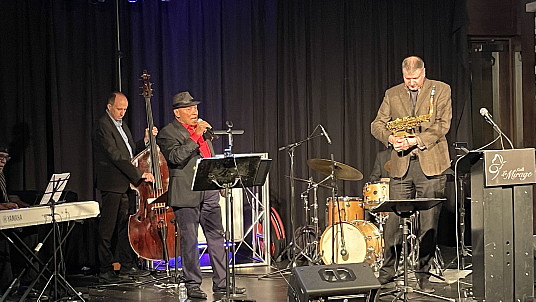 Colin Hunter en spectacle à Laval  Colin Hunter en spectacle à Laval