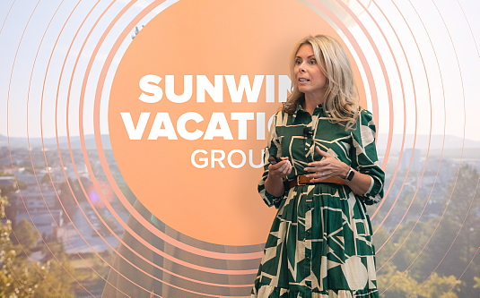 Samantha Taylor, chef de la direction marketing du Groupe de Vacances Sunwing