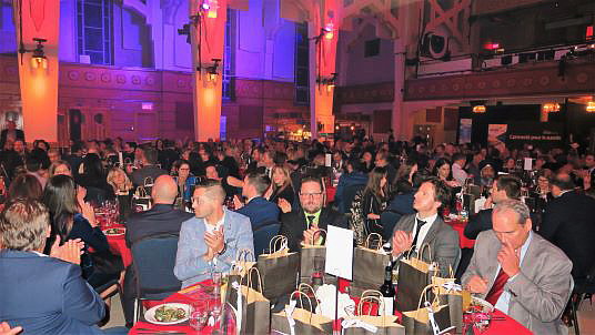 GALA DES TROPHÉES UNI-VERS 2023 : Les gagants sont… GALA DES TROPHÉES UNI-VERS 2023 : Les gagants sont…
