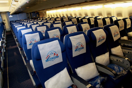 Les vétérans canadiens à bord de KLM pour un voyage de commémorations aux Pays-Bas Les vétérans canadiens à bord de KLM pour un voyage de commémorations aux Pays-Bas