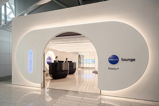 Innovant dans le domaine des avantages premium et des voyages aériens de luxe, l’alliance oneworld® a dévoilé son tout premier salon d’aéroport entièrement dédié à la marque à Séoul