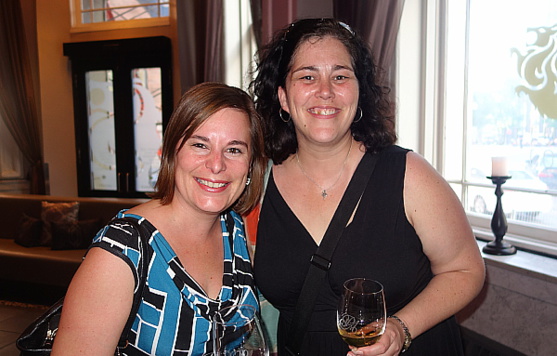 Cristelle Cormier et Isabelle Côté de Tours Chanteclerc.