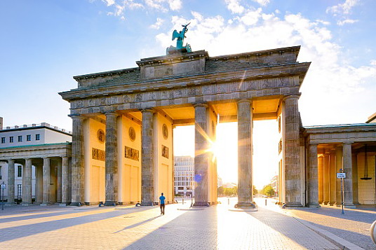 Berlin : Brandenburger Tor © ONAT/Francesco Carovillano