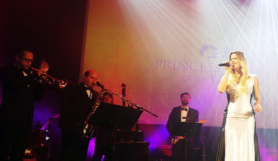 Gala Univers: une soirée de reconnaissance très réussie ! Gala Univers: une soirée de reconnaissance très réussie !