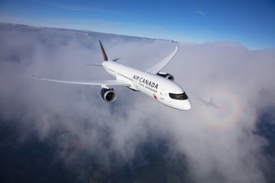 Air Canada a annoncé aujourd’hui l’expansion stratégique de son réseau international avec l’ajout de vols sans escale entre sa plaque tournante du Pacifique à l’aéroport international de Vancouver (YVR) et l’aéroport international Ninoy Aquino de Manille (MNL) aux Philippines*. (Groupe CNW/Air Canada) Air Canada a annoncé aujourd’hui l’expansion stratégique de son réseau international avec l’ajout de vols sans escale entre sa plaque tournante du Pacifique à l’aéroport international de Vancouver (YVR) et l’aéroport international Ninoy Aquino de Manille (MNL) aux Philippines*. (Groupe CNW/Air Canada)