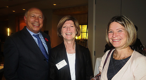 Emmanuel Triassi, président de la CCIC, Danielle Virone directrice exécutive de la CCIC et Karen Acs, chef régional des ventes d'Air Canada