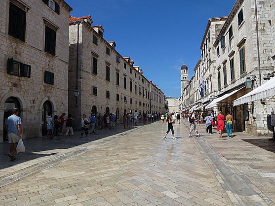 Le Stradun Le Stradun