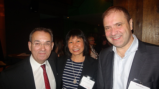 Domingo Montoro de Voyages Tour East , Corine Chuah d' ICT Travel et Michael Degrace d'Air Canada Domingo Montoro de Voyages Tour East , Corine Chuah d' ICT Travel et Michael Degrace d'Air Canada