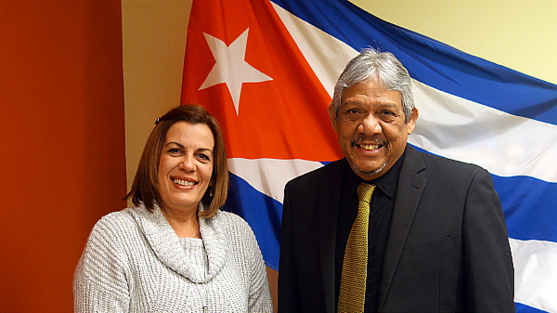 Mme Carmen Casal, nouvelle directrice du bureau de tourisme de Cuba et Consule de Cuba à Montréal, prend la relève de M. Omar Laguardia qui rentre à La Havane après avoir passé plus de 4 ans au Québec. Mme Carmen Casal, nouvelle directrice du bureau de tourisme de Cuba et Consule de Cuba à Montréal, prend la relève de M. Omar Laguardia qui rentre à La Havane après avoir passé plus de 4 ans au Québec.