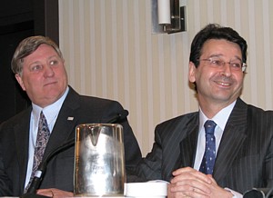 Marcel Fournier’historien-généalogiste et Jean-Louis Laville, Directeur du CRT Normandie