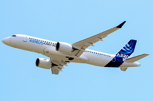 Airbus A 220 - 300 crédit photo Romain Coupy Airbus A 220 - 300 crédit photo Romain Coupy