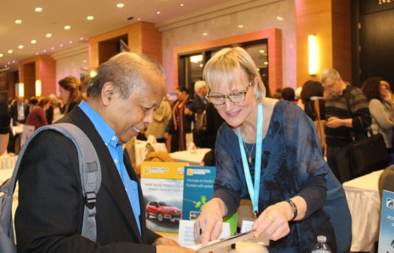 La Caravane accueillait une cinquantaine de partenaires. La Caravane accueillait une cinquantaine de partenaires.