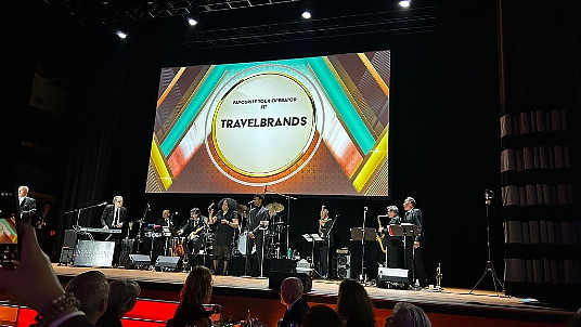 Voyages TravelBrands remporte plusieurs prix lors du gala des « Agents' Choice Awards 2025 » organisé par Baxter Media Voyages TravelBrands remporte plusieurs prix lors du gala des « Agents' Choice Awards 2025 » organisé par Baxter Media